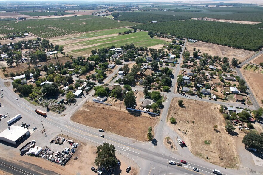 More Photos Of 9927 State Highway 99w, Gerber Land For Sale