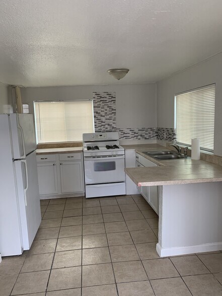 More Photos Of 4424 Hueco Ave, El Paso Multifamily For Sale