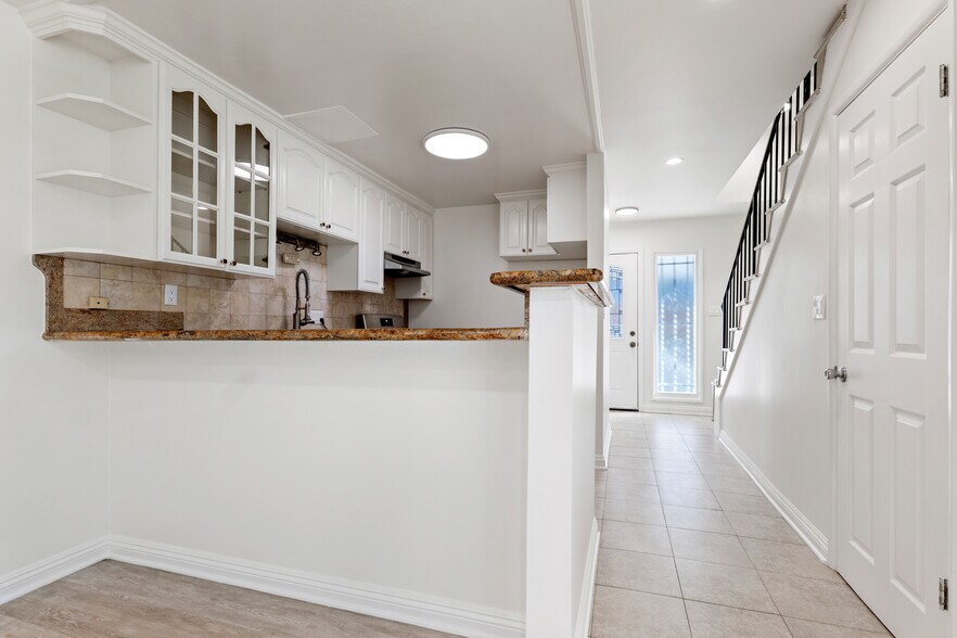 More Photos Of 4427 Camero Ave, Los Angeles Apartments For Sale
