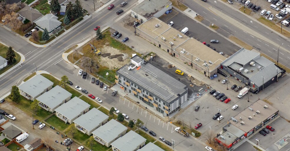 More Photos Of 1823 37 St SE, Calgary Apartments For Lease