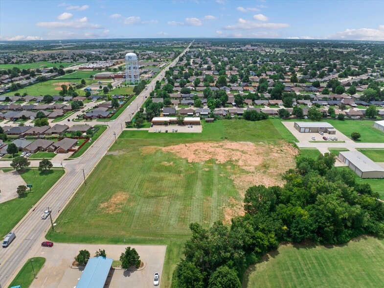 More Photos Of 301 S Yukon Pky, Yukon Land For Sale
