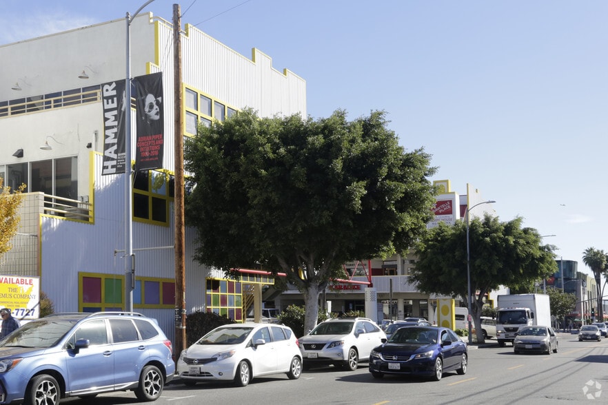 More Photos Of 2130 Sawtelle Blvd, Los Angeles Restaurant For Lease