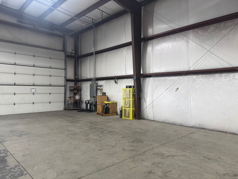 More Photos Of 2294 W 700 S, Springville Warehouse For Sale