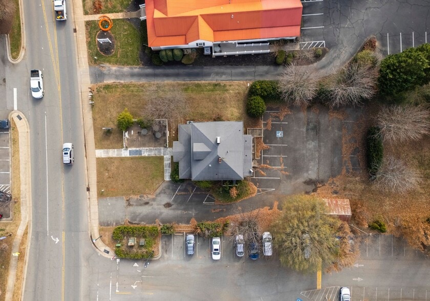 More Photos Of 19901 S Main St, Cornelius Freestanding For Sale