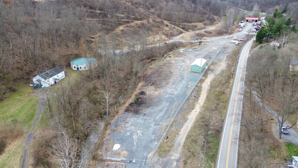 More Photos Of 469 Mason Dixon Hwy, Morgantown Distribution For Lease