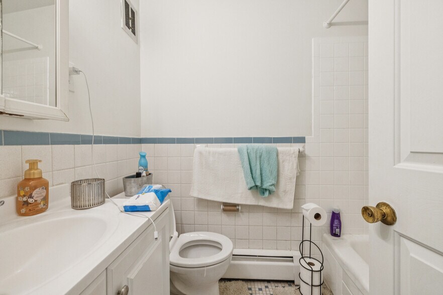 More Photos Of 301 E Brown St, Norristown Multifamily For Sale