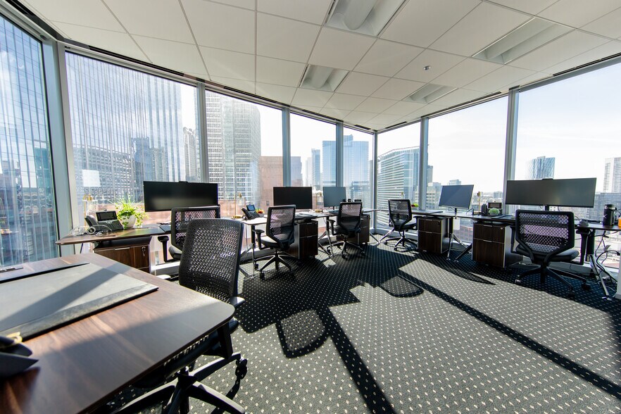 More Photos Of 2800 Post Oak Blvd, Houston Coworking Space