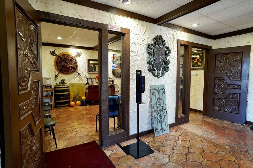 More Photos Of 206 NW 4th St, Big Spring Restaurant For Sale