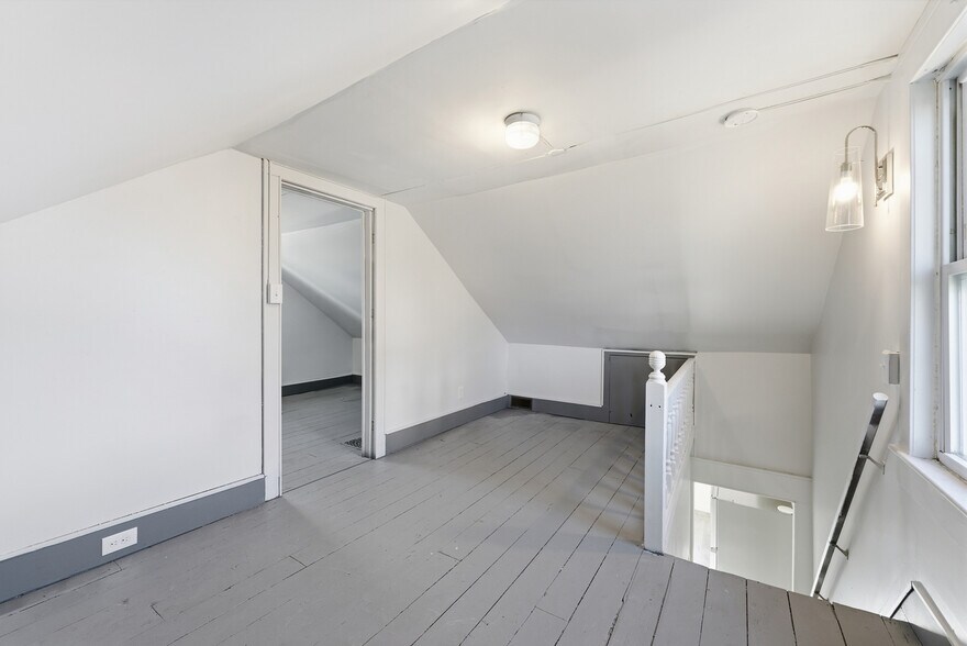 More Photos Of 285-289 East St, Ludlow Apartments For Sale