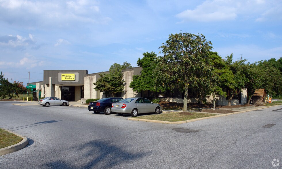 More Photos Of 1101 E White Horse Rd, Voorhees Freestanding For Lease
