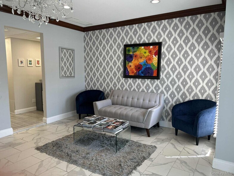 More Photos Of 361 Union Blvd, West Islip Office For Sale