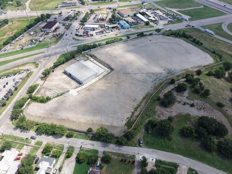 More Photos Of 5956 W Jefferson Blvd, Dallas Distribution For Lease