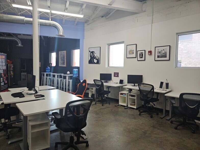 More Photos Of 914 Howell Mill Rd NW, Atlanta Office For Lease