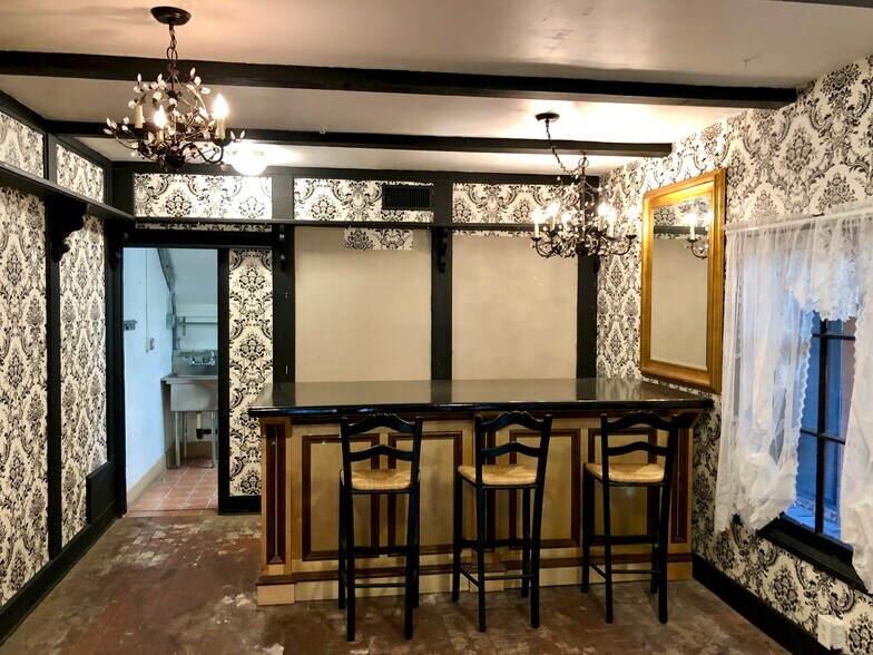 More Photos Of 119 N Main Ave, Fallbrook Restaurant For Sale