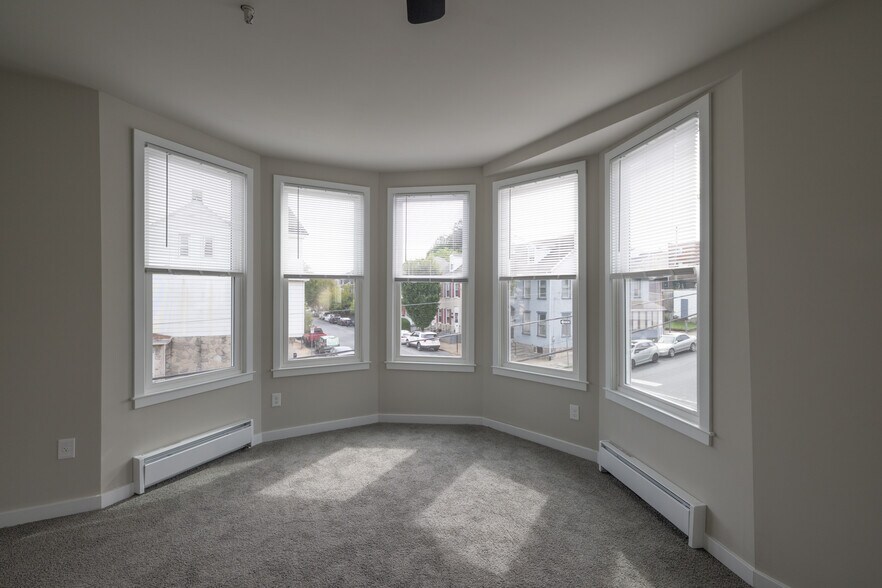 More Photos Of 1101 Lehigh St, Easton Apartments For Sale