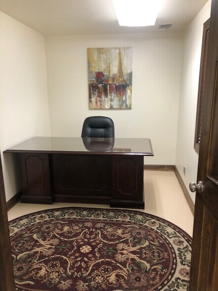 More Photos Of 1632 W Colonial Pky, Inverness Loft Creative Space For Lease