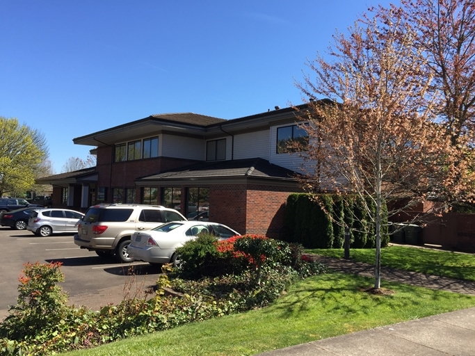 Primary Photo Of 2420 NW Professional Dr, Corvallis Medical For Sale