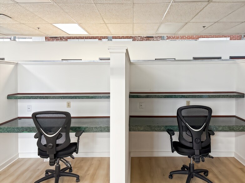 More Photos Of 241 E 4th St, Frederick Coworking Space