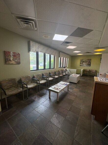 More Photos Of 5714-5724 Signal Hill Ct, Milford Medical For Sale