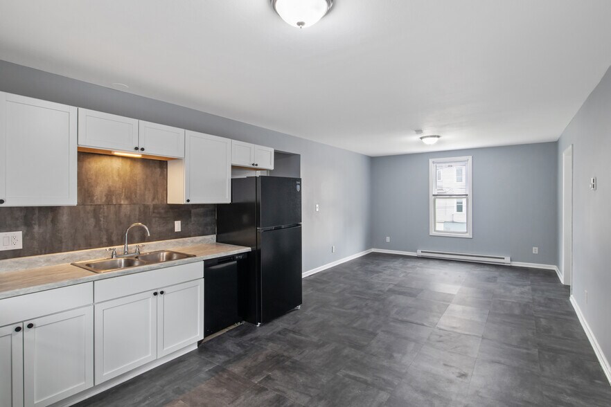 More Photos Of 1002 Butternut St, Syracuse Apartments For Sale
