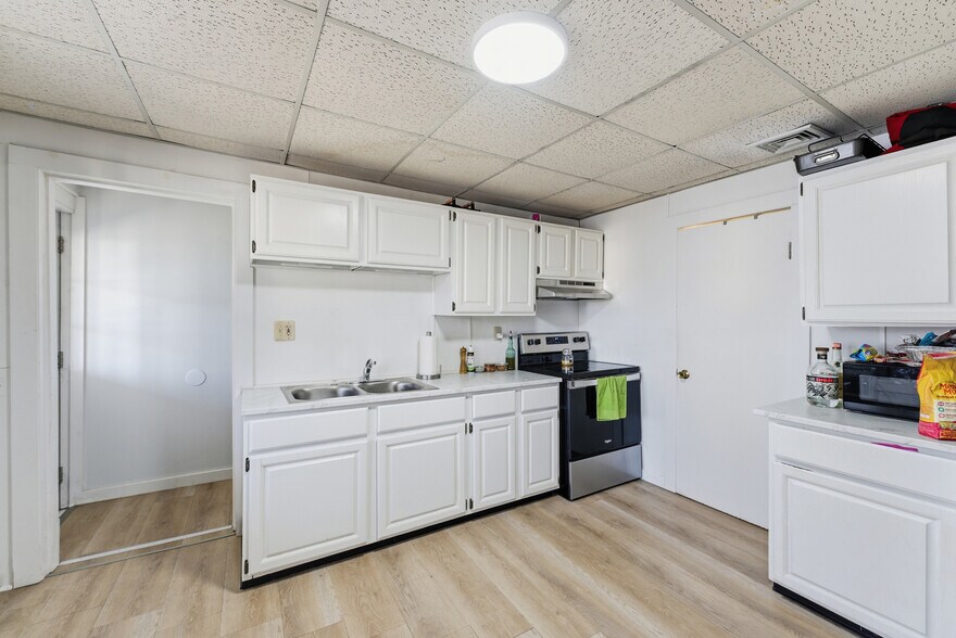 More Photos Of 285-289 East St, Ludlow Apartments For Sale