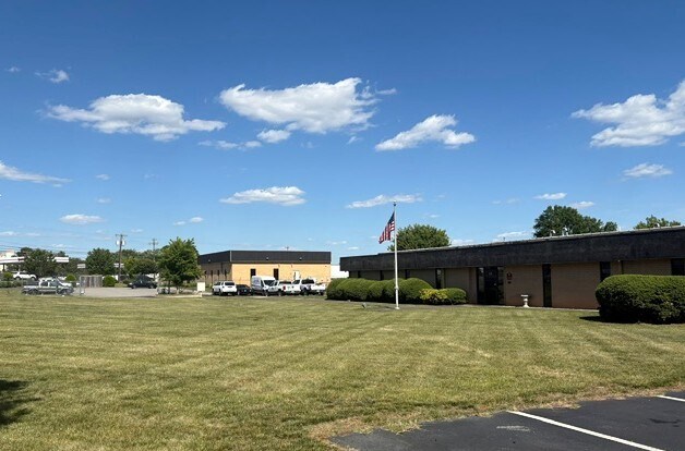 More Photos Of 1136 Louise Rd, Winston-Salem Warehouse For Lease