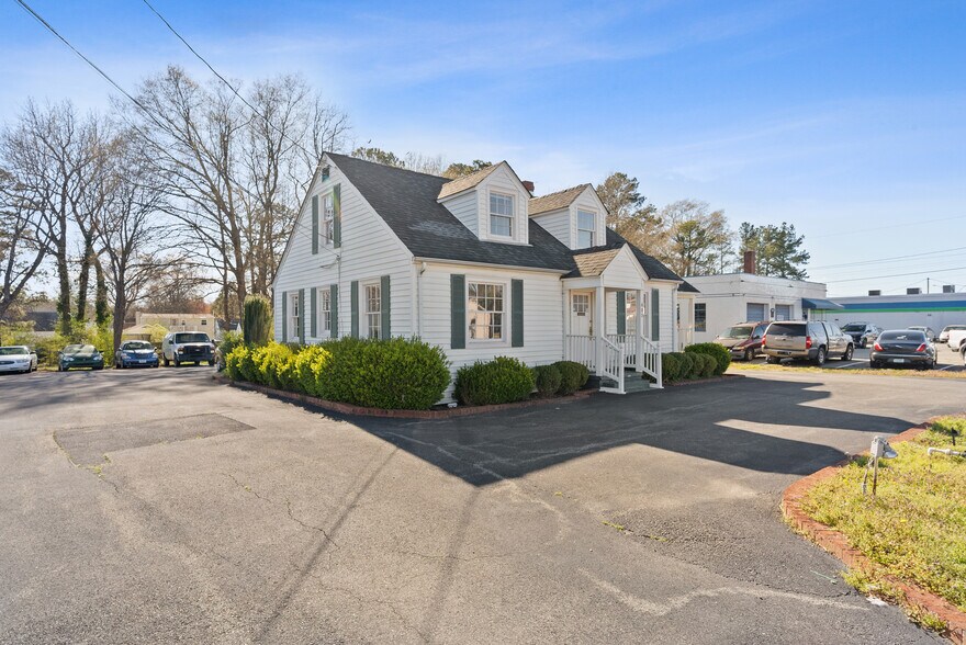More Photos Of 605 E Nine Mile Rd, Highland Springs Office Residential For Sale