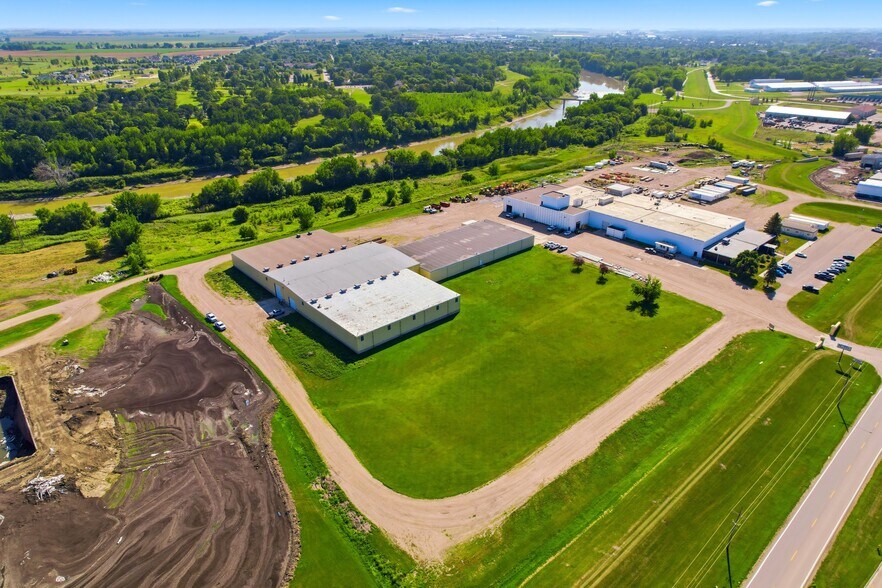 More Photos Of 2550 Mill rd, Grand Forks Industrial For Sale