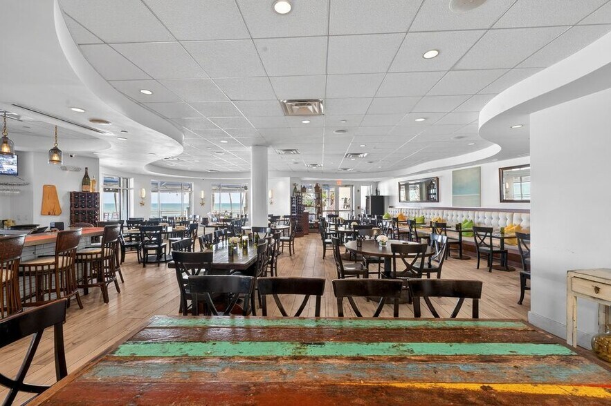 More Photos Of 1020-1050 Easter Lily Ln, Vero Beach, Vero Beach Apartments For Sale