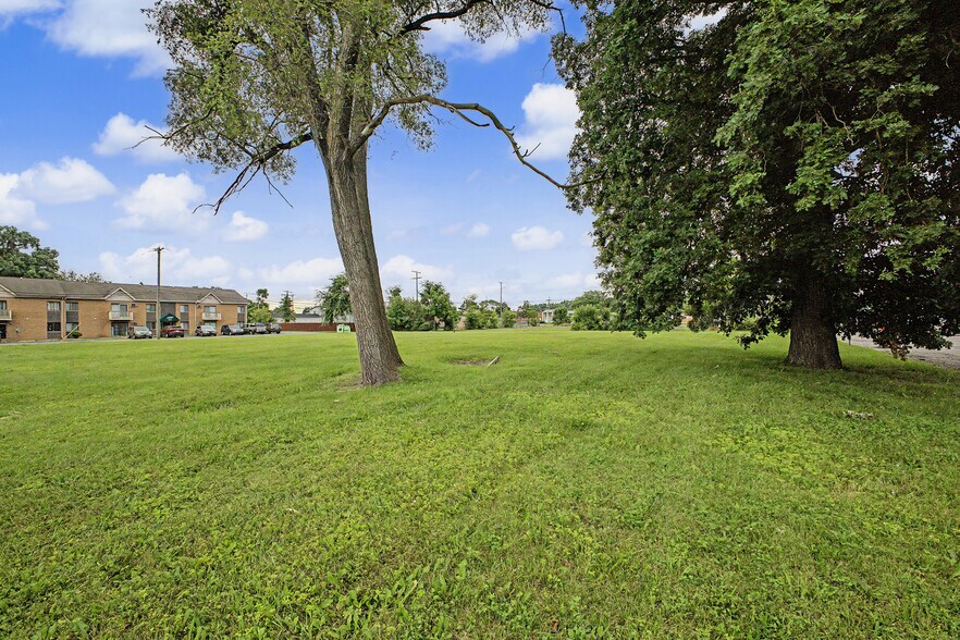 More Photos Of 26156 Michigan ave, Inkster Land For Sale