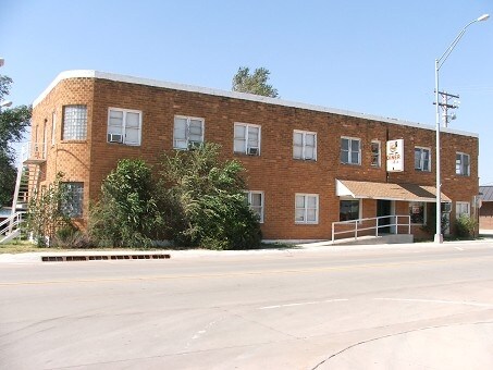 More Photos Of 202 S Hoy St, Buffalo Hotel For Sale