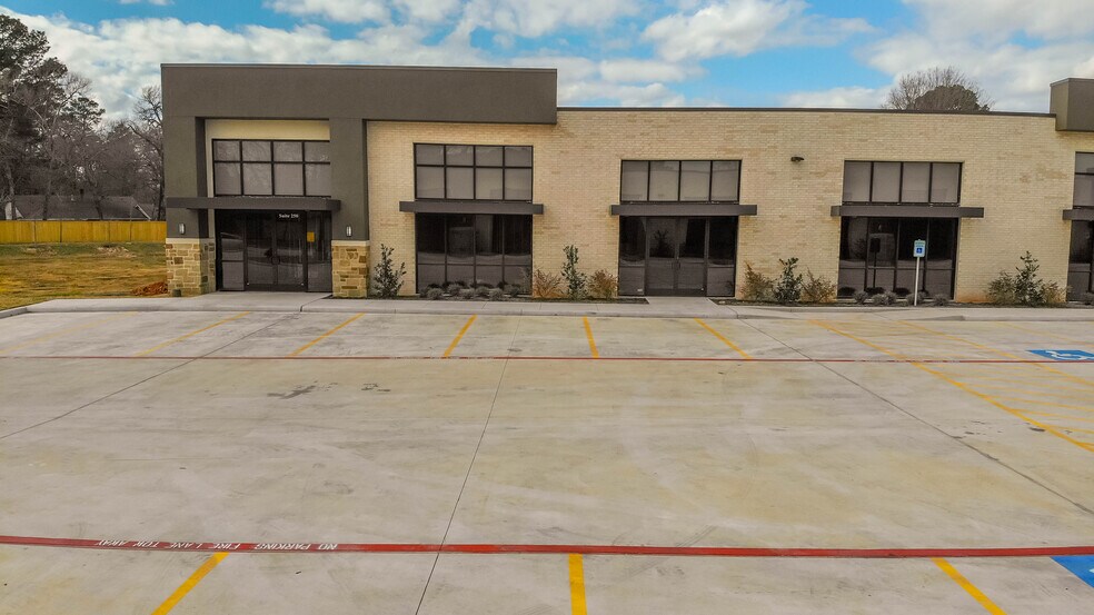 More Photos Of 227 State Highway 75, Huntsville Medical For Lease