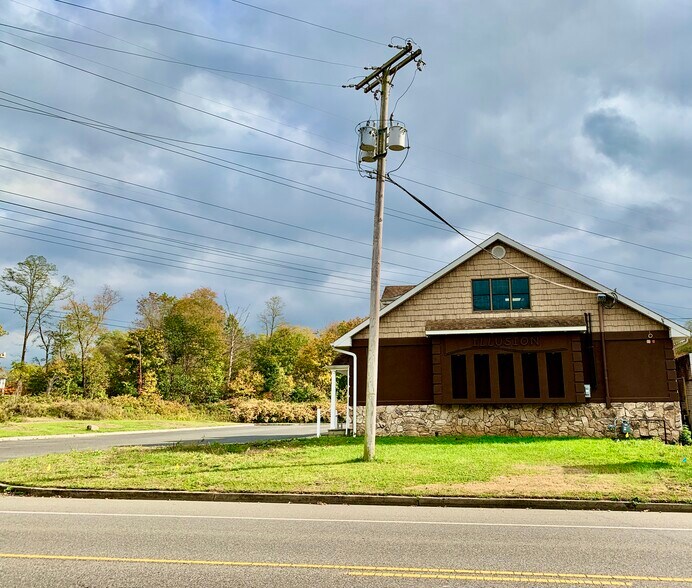 More Photos Of 47 Tennent Rd, Morganville Restaurant For Sale