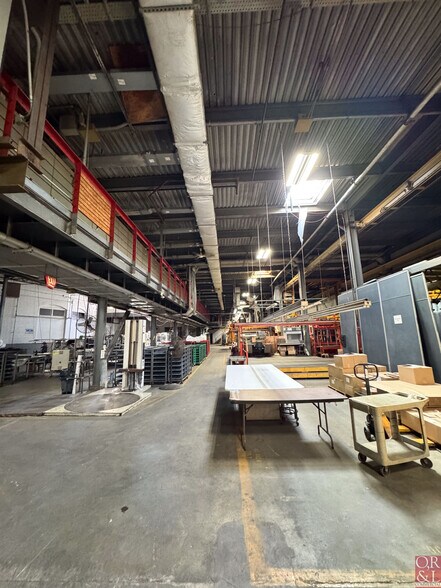 More Photos Of 2223 Thomaston Ave, Waterbury Manufacturing For Lease