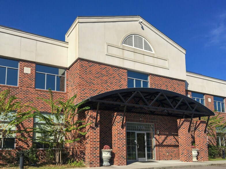 More Photos Of 1516 Old Trolley Rd, Summerville Office For Sale