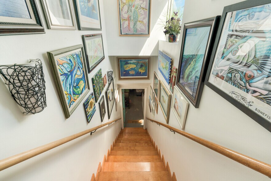 More Photos Of 100636 Overseas Hwy, Key Largo Storefront Retail Residential For Sale