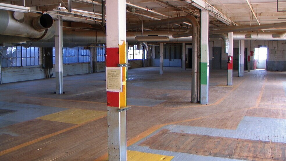 More Photos Of 36 Railroad Ave, Frewsburg Manufacturing For Lease