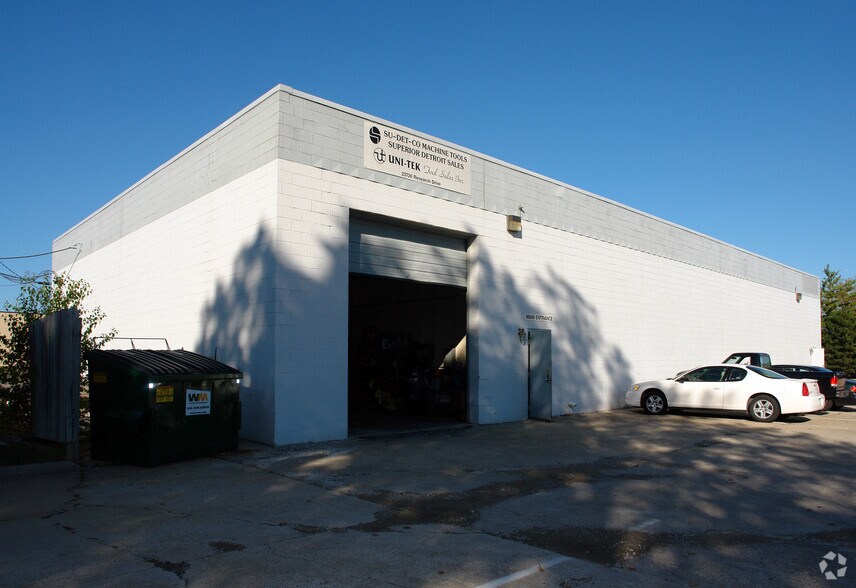 More Photos Of 23730 Research Dr, Farmington Hills Warehouse For Sale