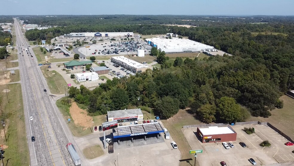 More Photos Of TBD S Main St, Lindale Land For Sale