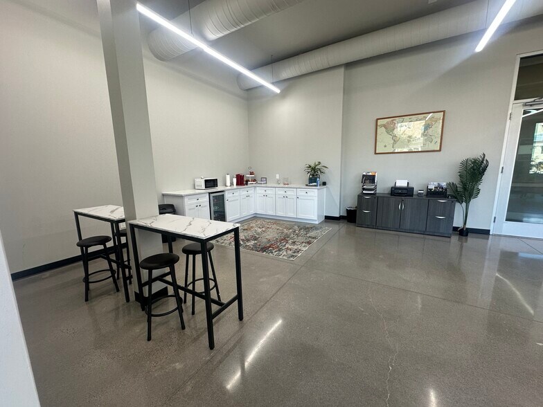 More Photos Of 6601 E McDowell Rd, Scottsdale Apartments For Lease