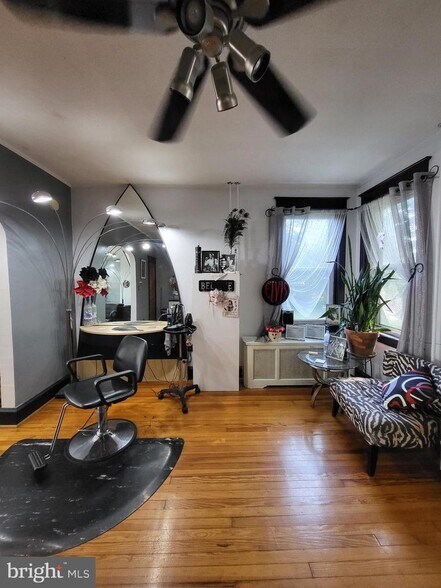 More Photos Of 402 Morgantown Rd, Reading Storefront Retail Residential For Sale