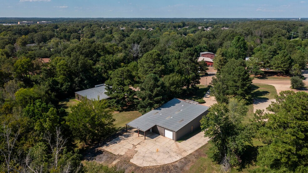 More Photos Of 125 Solleftea Dr, Madison Industrial For Lease
