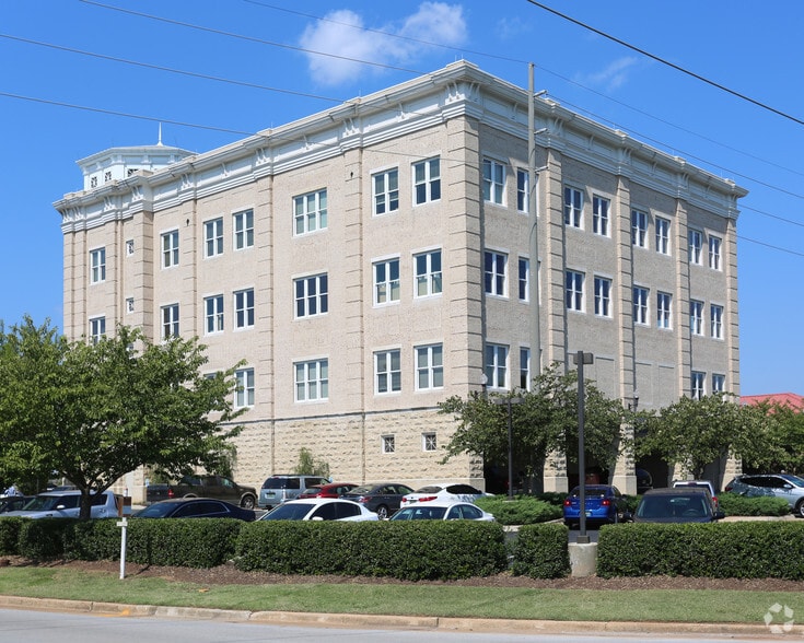 More Photos Of 3501 Memorial Pkwy SW, Huntsville Office For Sale