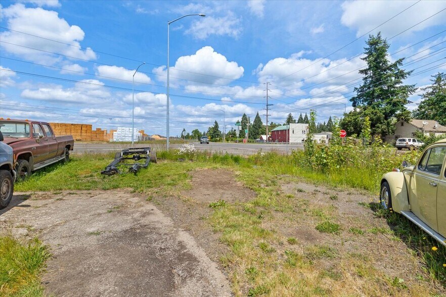 More Photos Of 13780 S Macksburg Rd, Molalla Service For Sale