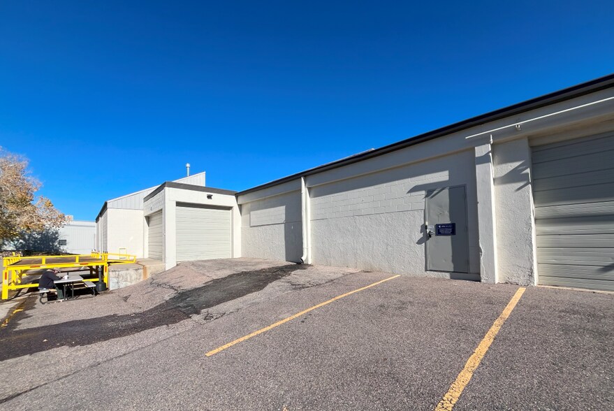 More Photos Of 555 Alter St, Broomfield Service For Lease