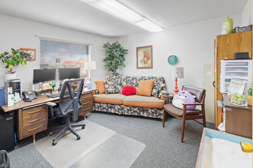 More Photos Of 255 S Main St, Richfield Office For Sale