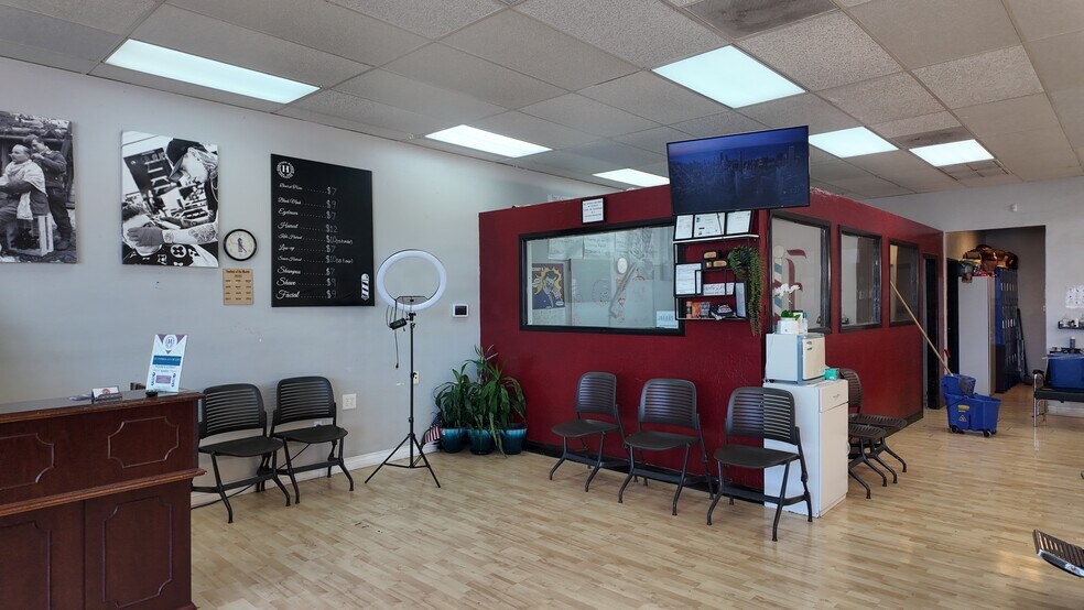 More Photos Of 12428-12456 N 28th Dr, Phoenix Unknown For Sale