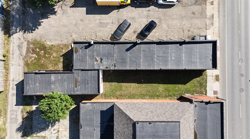 More Photos Of 1328 W Broad St, Columbus Freestanding For Sale