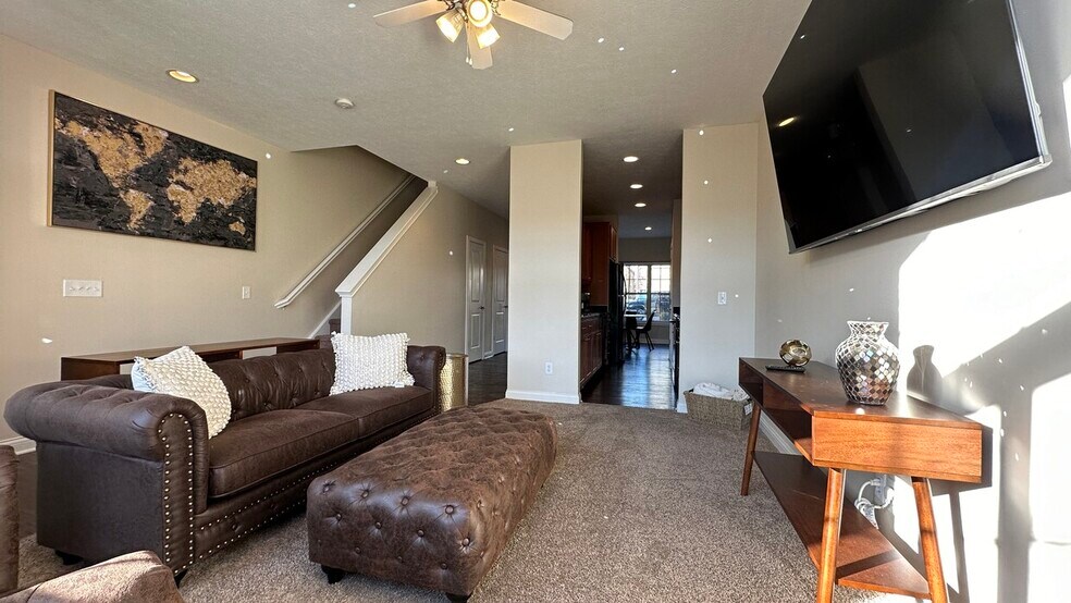 More Photos Of 342 S Washington St, Bloomington Apartments For Sale