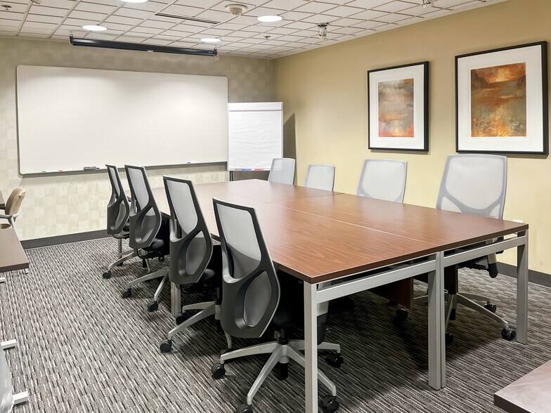 More Photos Of 39555 Orchard Hill Pl, Novi Coworking Space